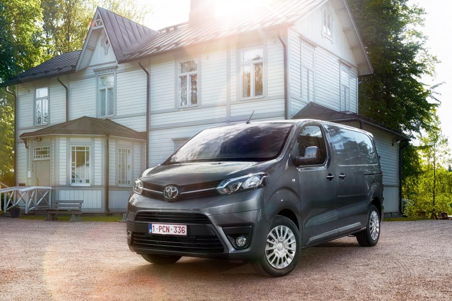  Toyota ProAce Van 2016 года  (фото 6 из 44)
